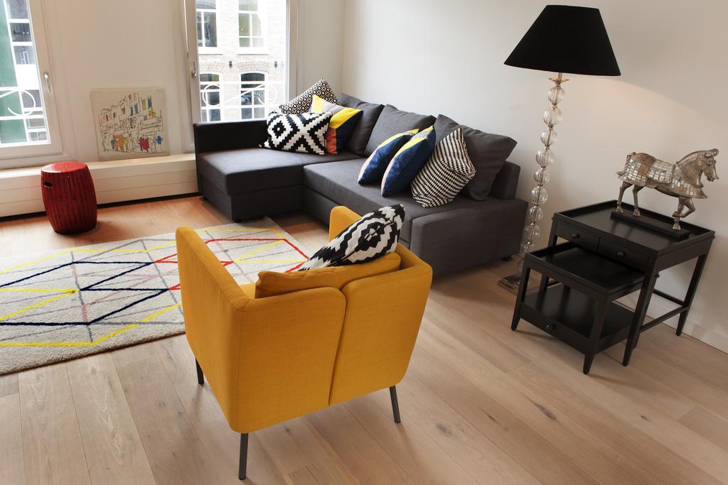 Apartment Van Gogh