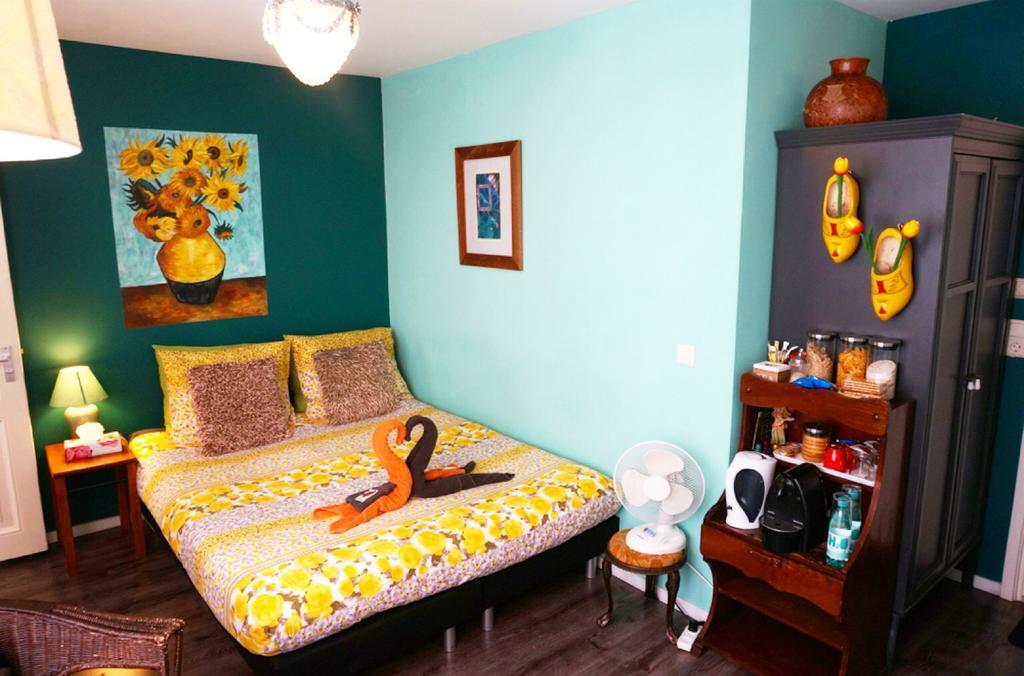 Bed & Breakfast Tulip Of 3*