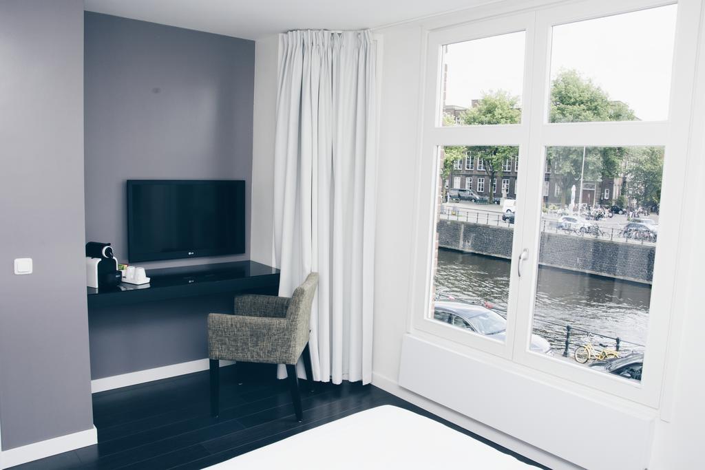Bed & Breakfast Canal House 2*