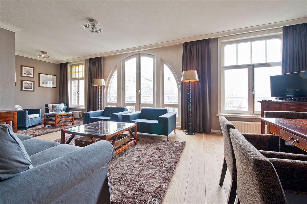 Leidseplein Hostel