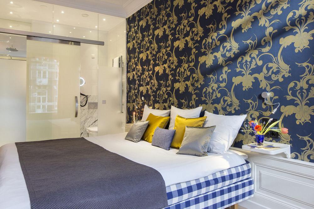 Canal Hotel