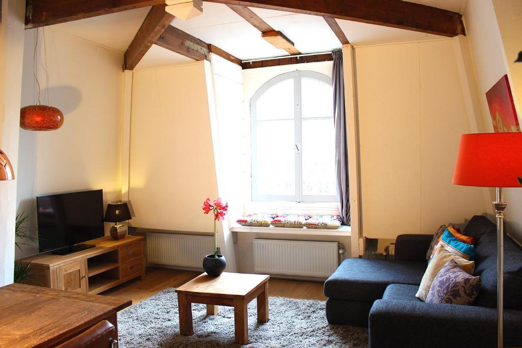 Jewel Canal Homestay *