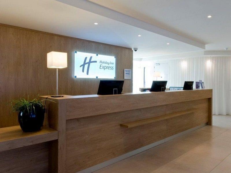 Holiday Express - Sloterdijk Station By Ihg