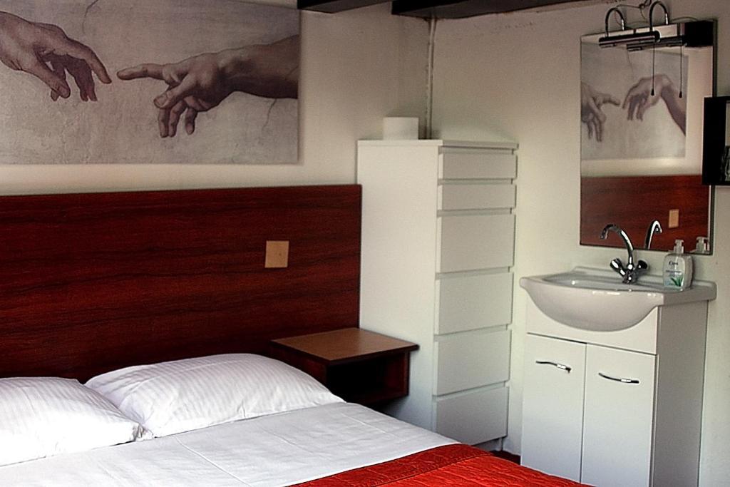 The Veteran Hostel *