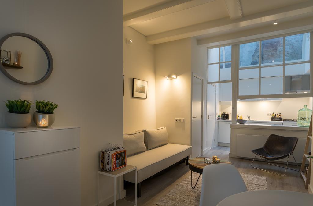 Luxury Flower Market Apartment Amsterdam