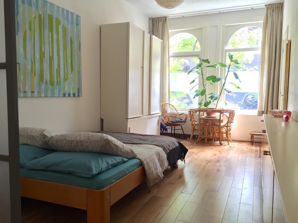 Bed & Breakfast Studio Garden View *