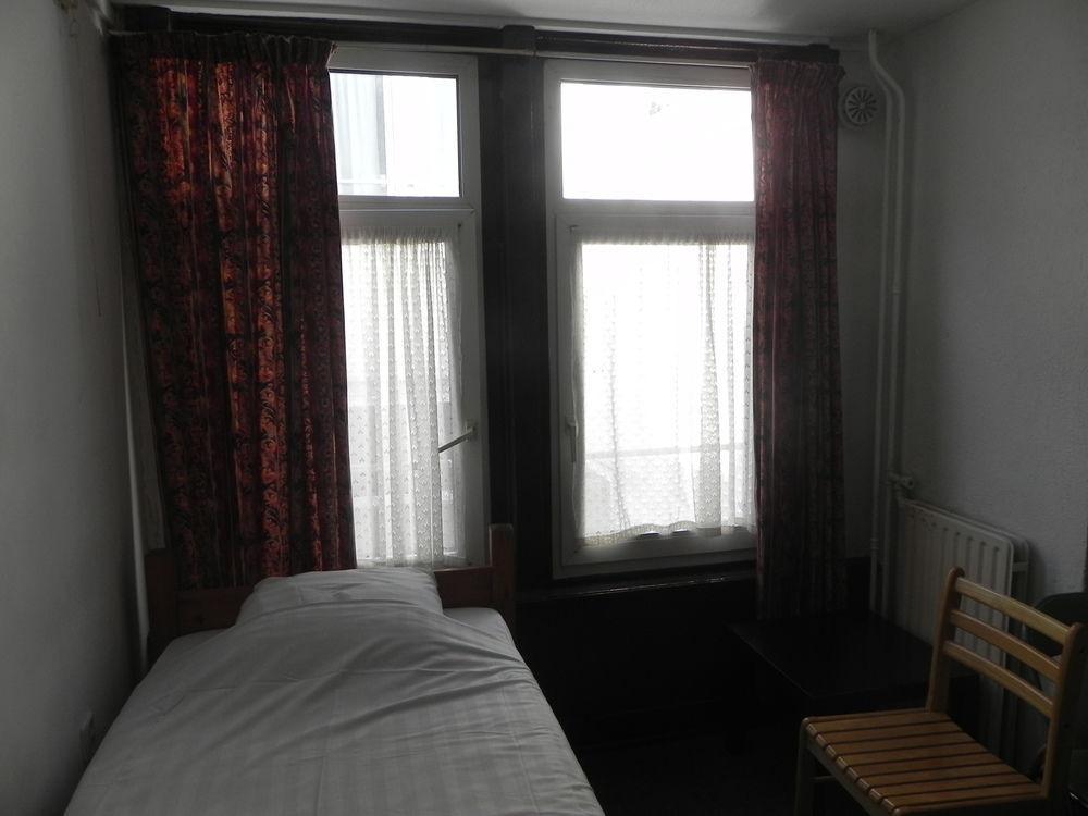Hotel Crown