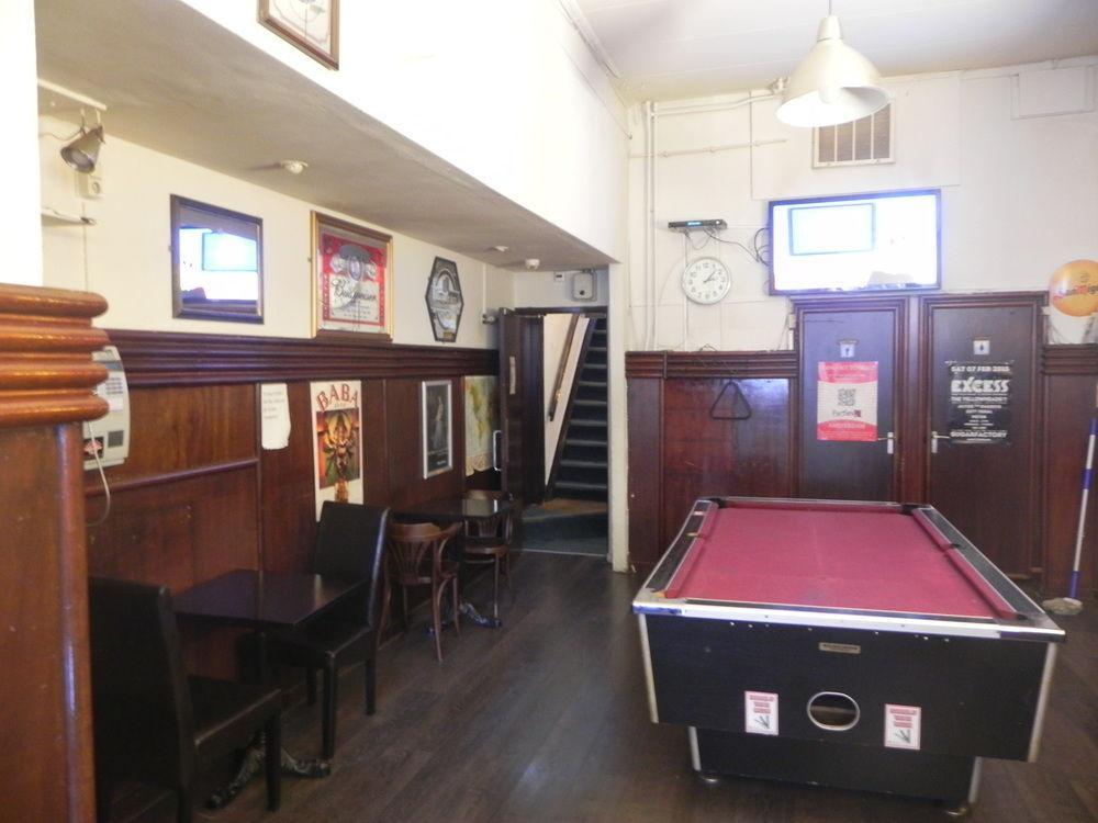 Crown Hotel