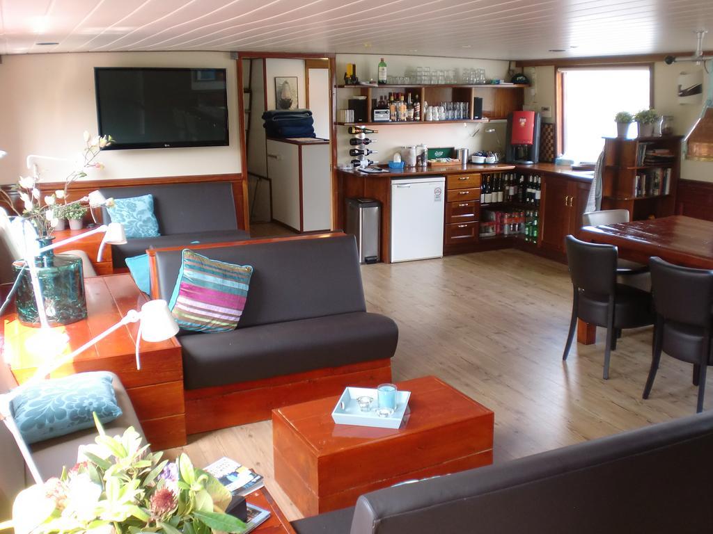 Hotelboat Fiep Hotel Amsterdam