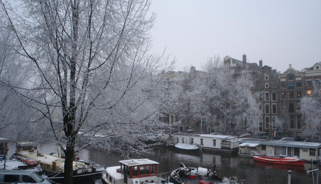 Charming Canal House 4p Apartment