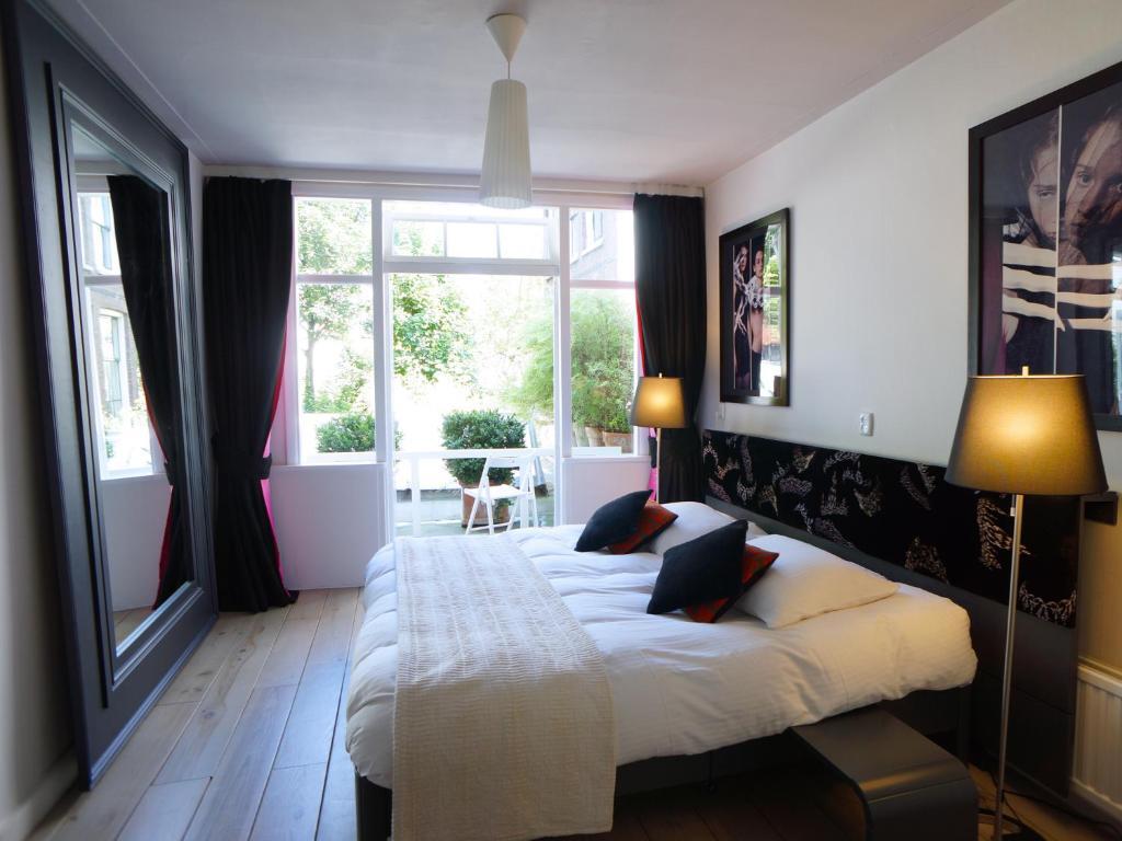B & B Eye Amsterdam Amsterdam