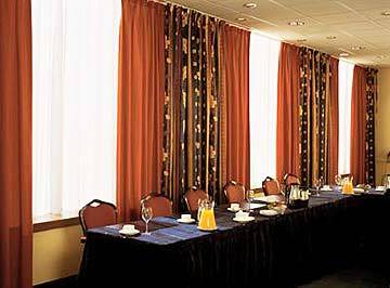 Hotel Nh Noord 4*