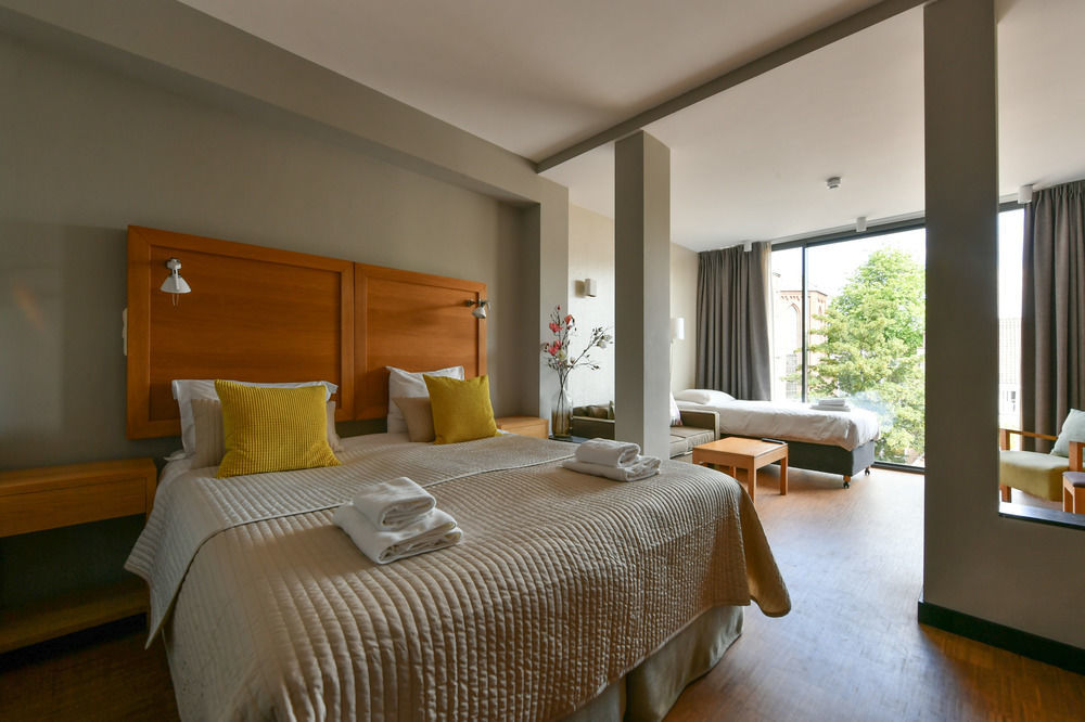 Hotel The Bank