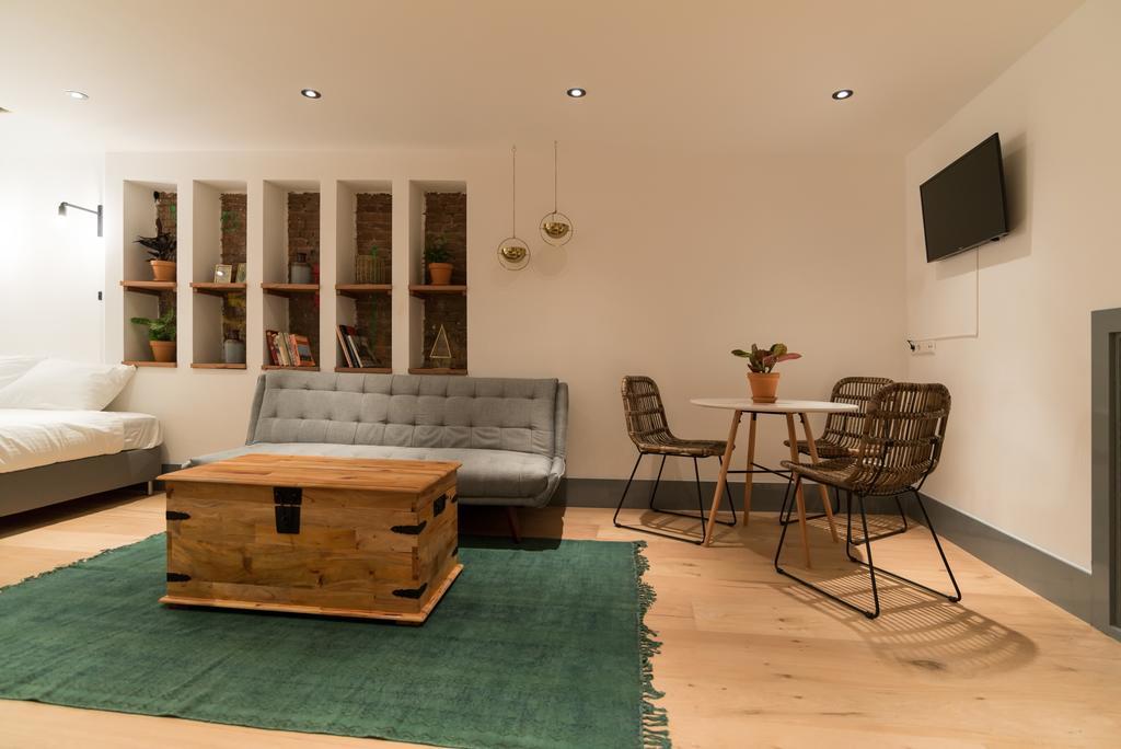Homestay Saint Claire Amsterdam