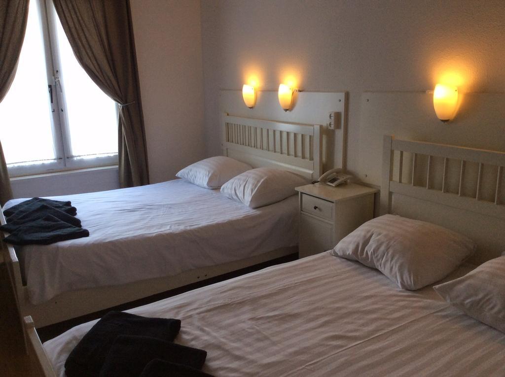 Hotel Budget Barbacan 2*