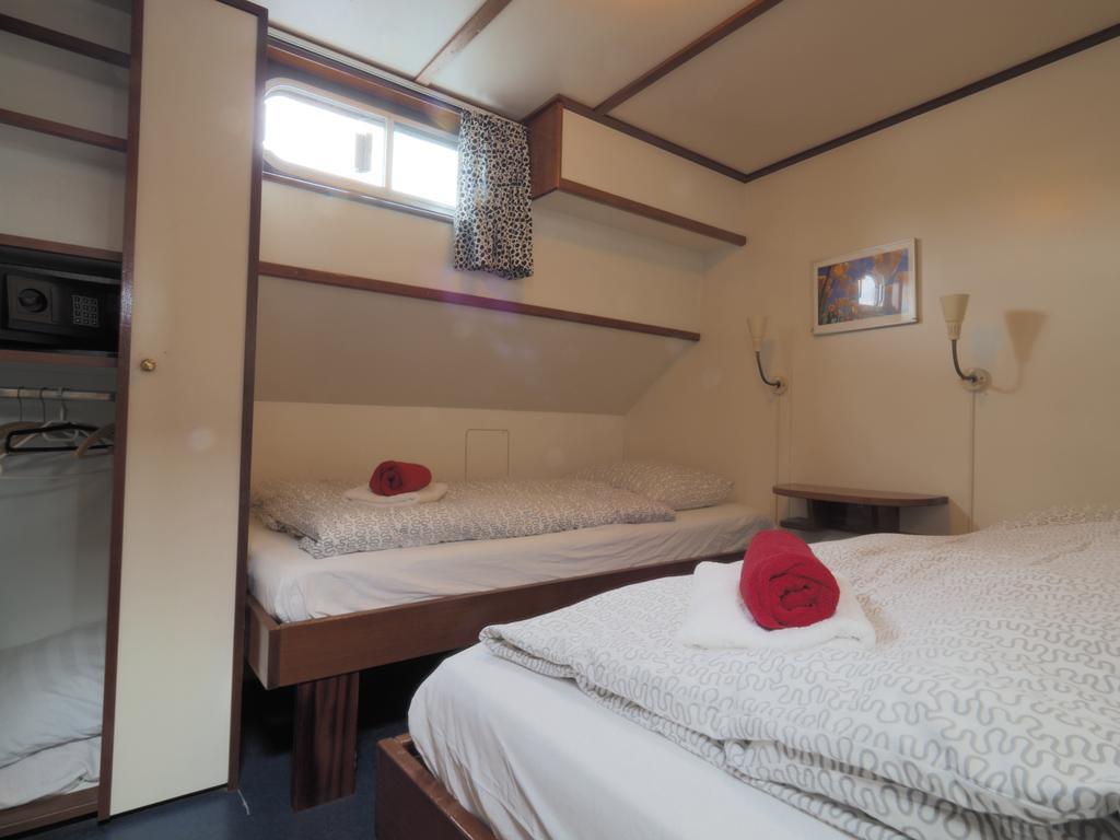 Hotelboot Sarah Hotel 2*