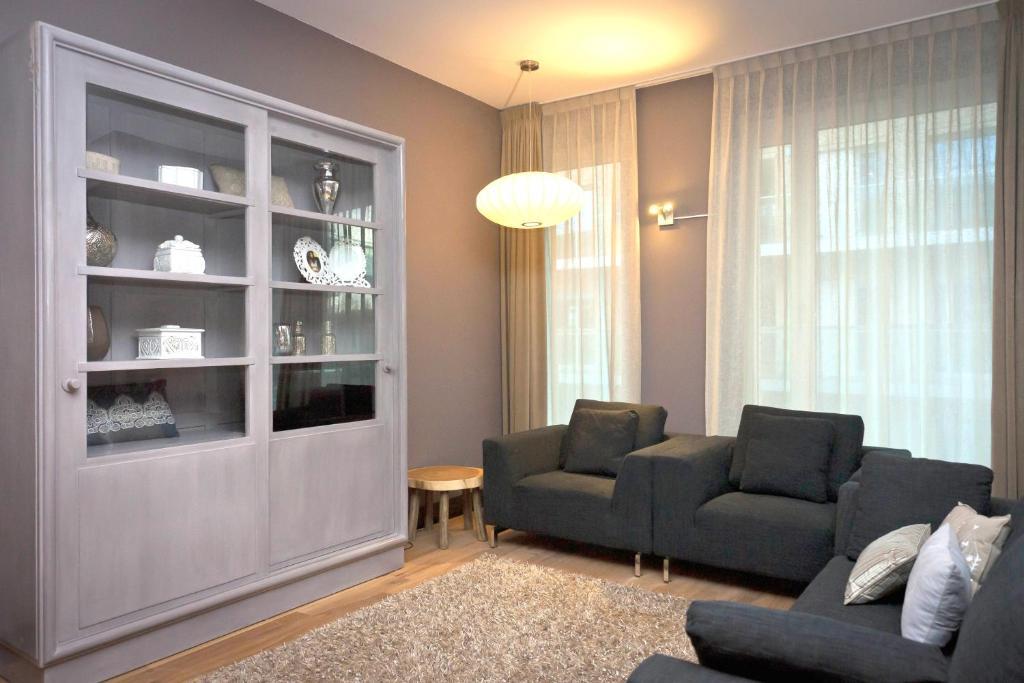 Short Group Park Serviced Appartement
