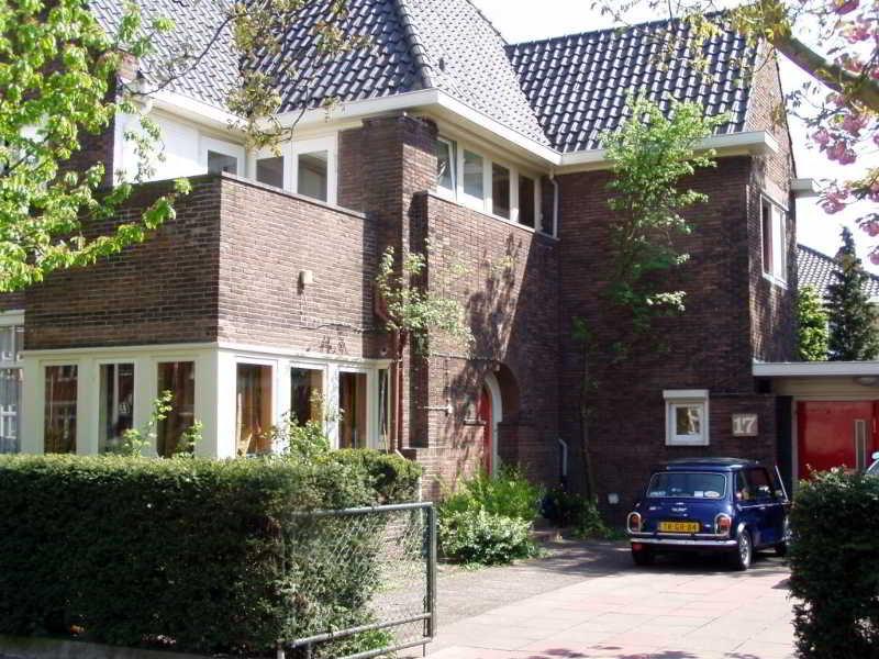 Xaviera's Bed & Breakfast 2*