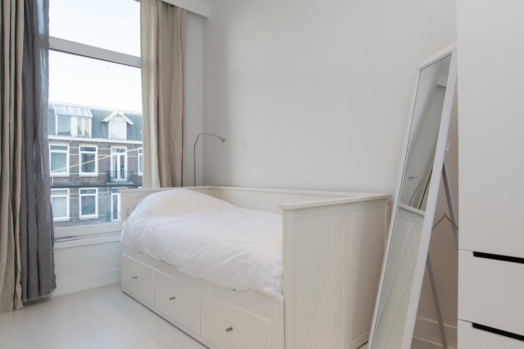 Apartment Van Gogh