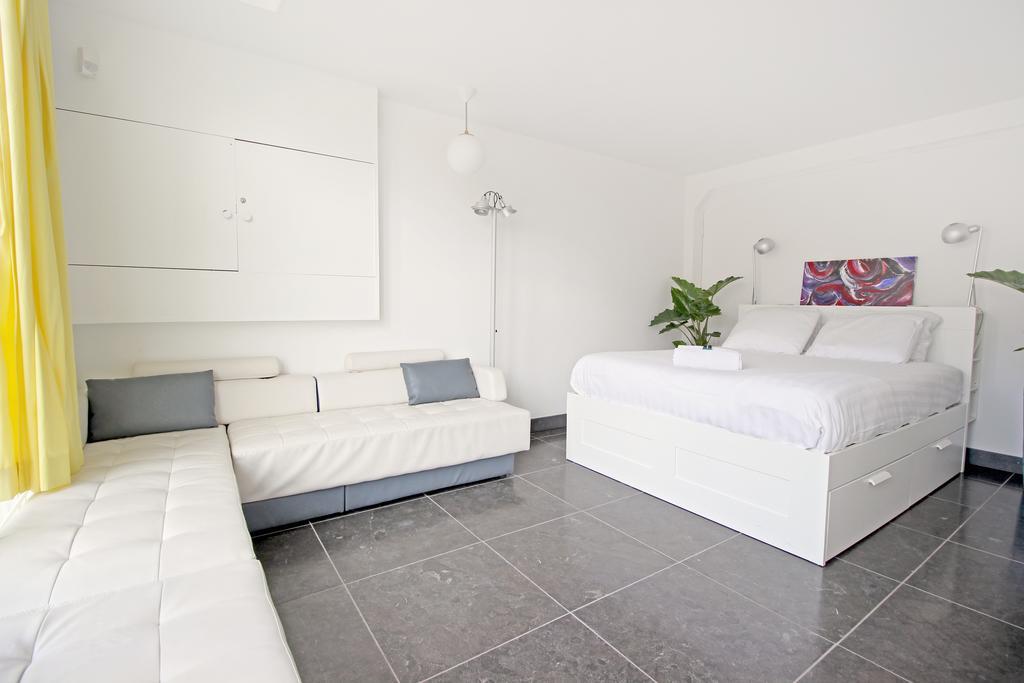 Ground Floor Canal Bed & Breakfast 2*