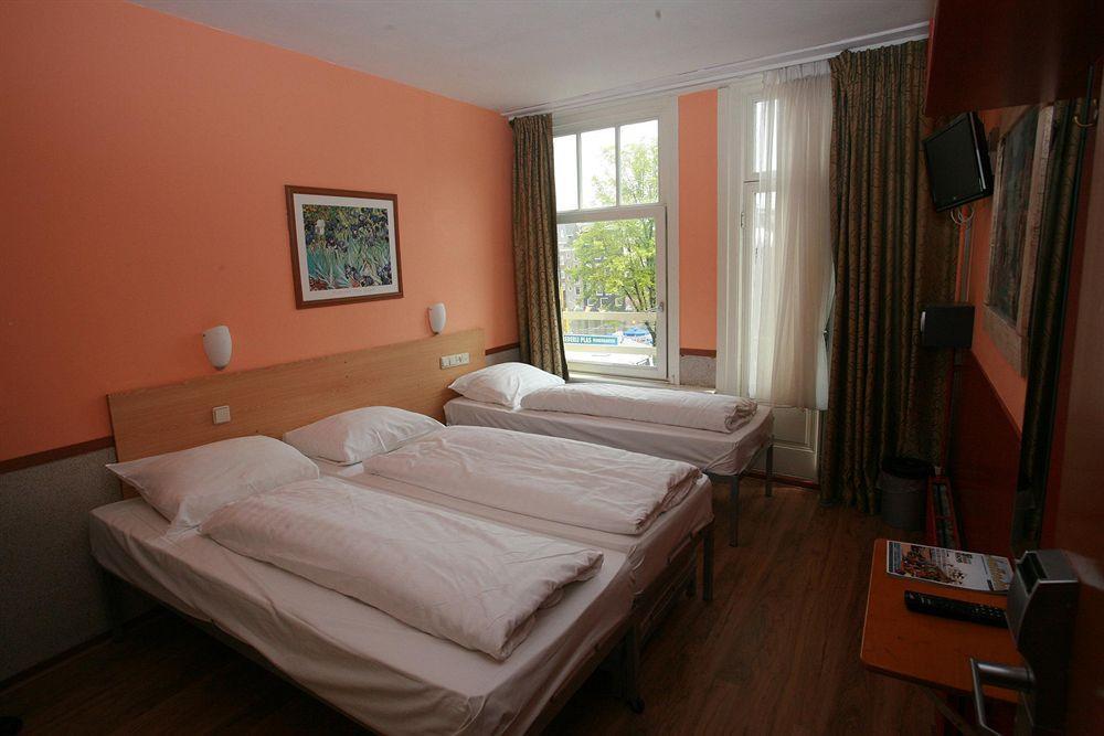 Orange Tulip Hotel *