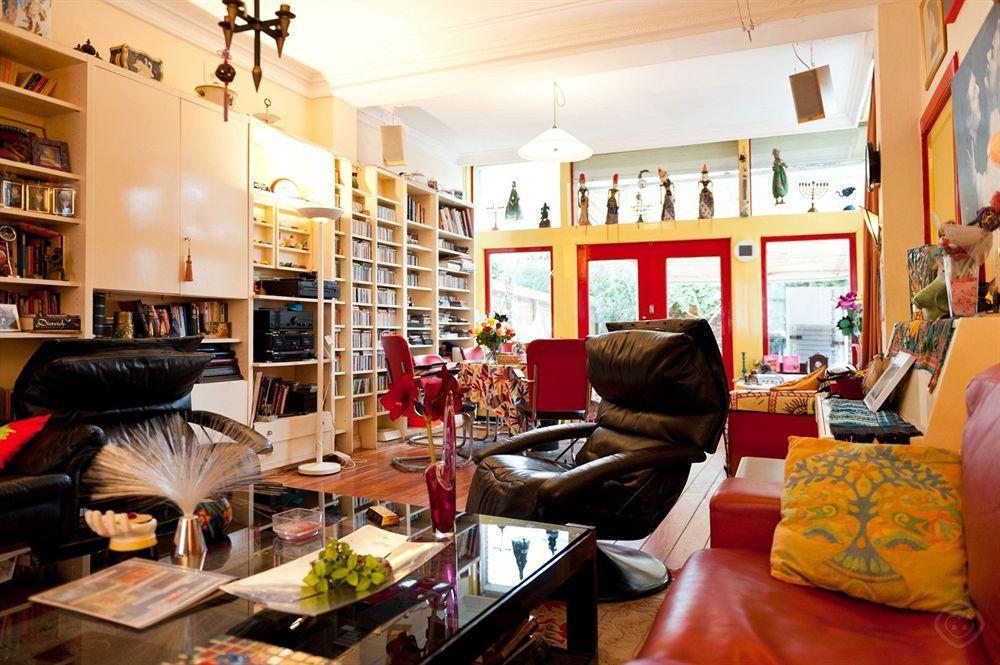 Bed & Breakfast Xaviera's 2*