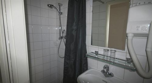 Budget Barbacan Hotel Amsterdam