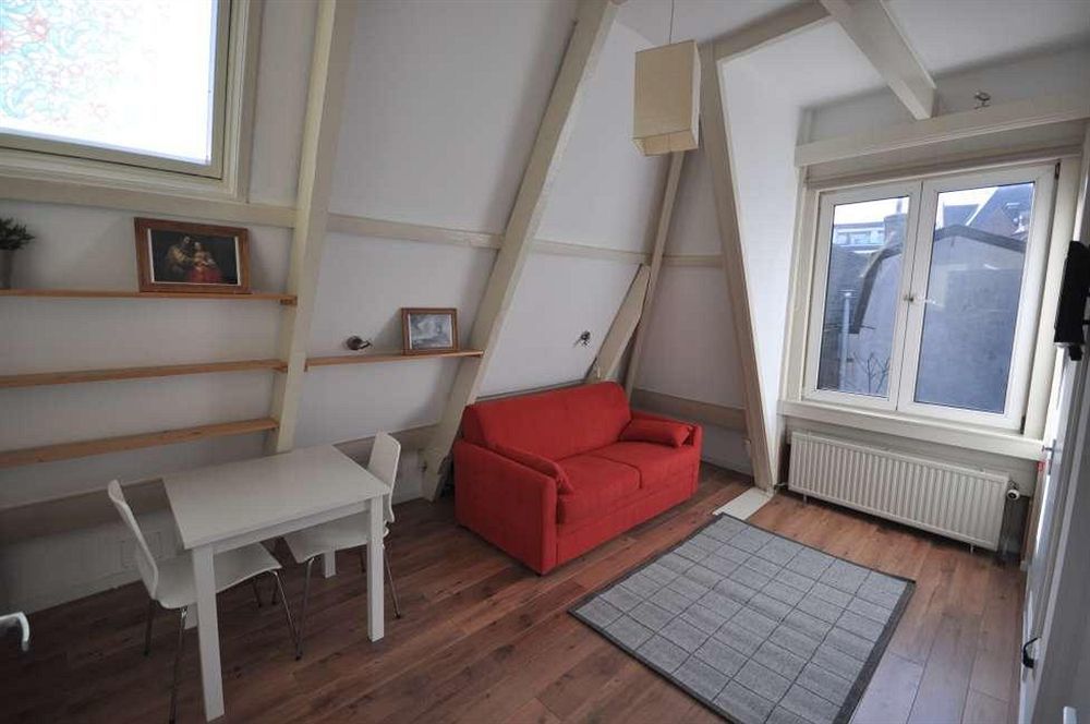 Bed & Breakfast Old City 3*