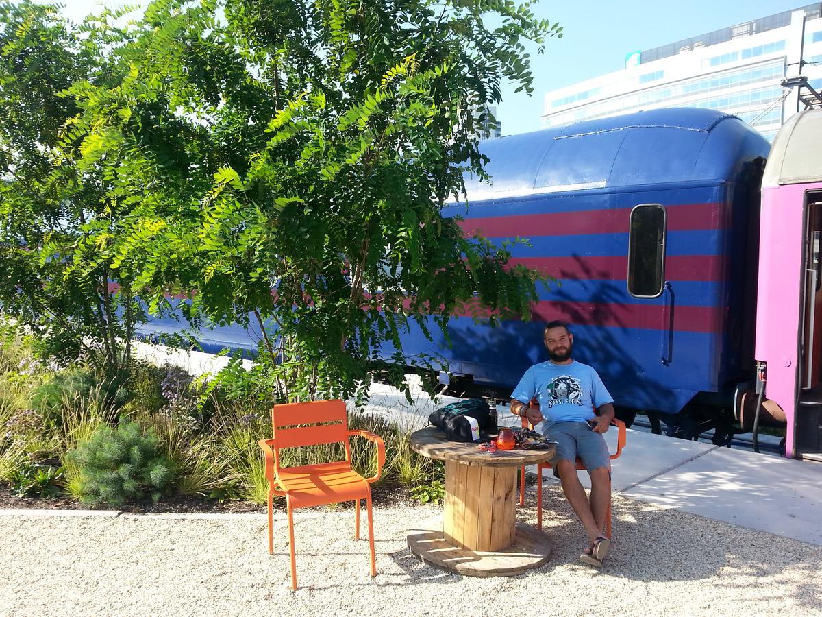 Train Hostel *
