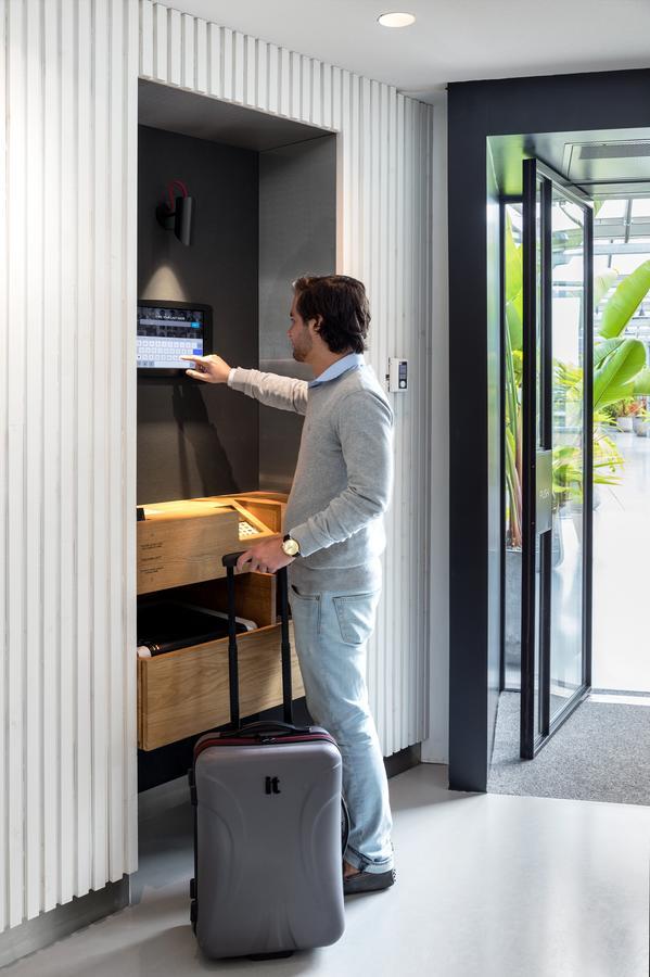 Aparthotel Zoku 4*