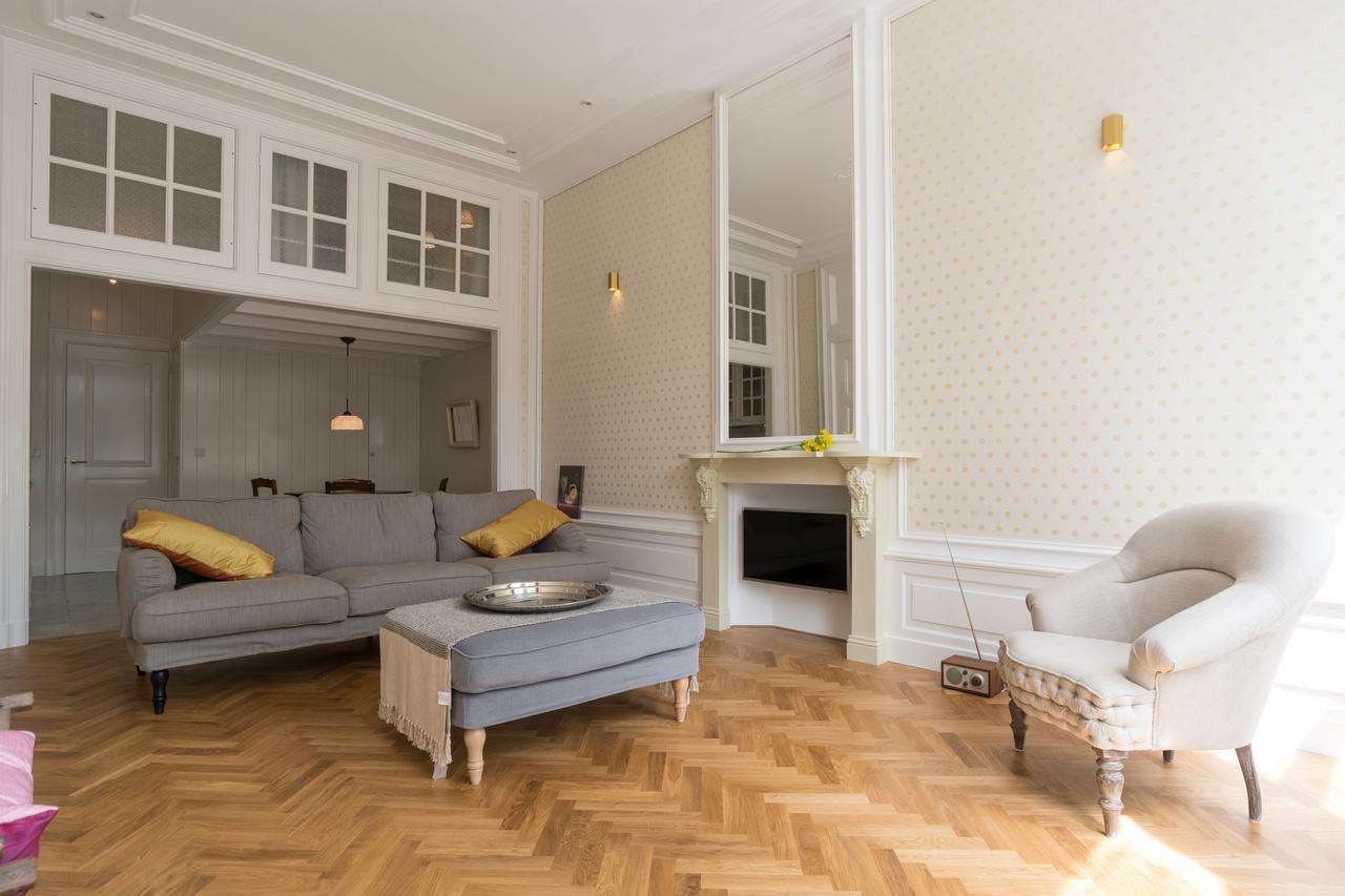 The Monumental Canal House Anna Apartment