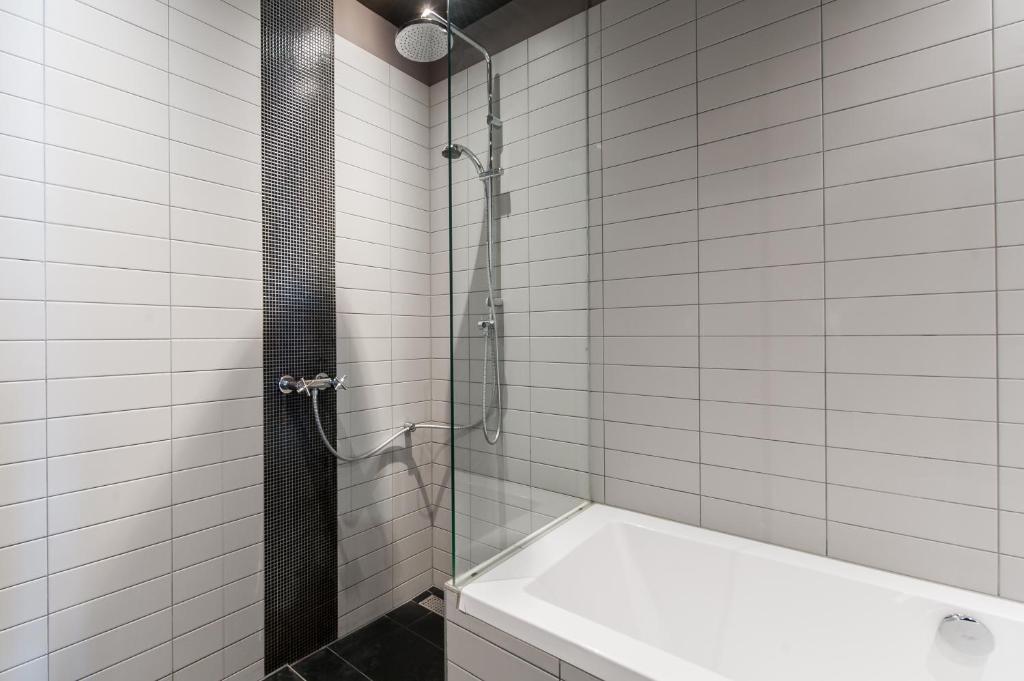 Short Group Park Serviced Appartement *
