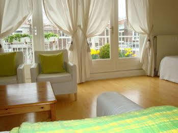 Bed And Breakfast Amsterdam