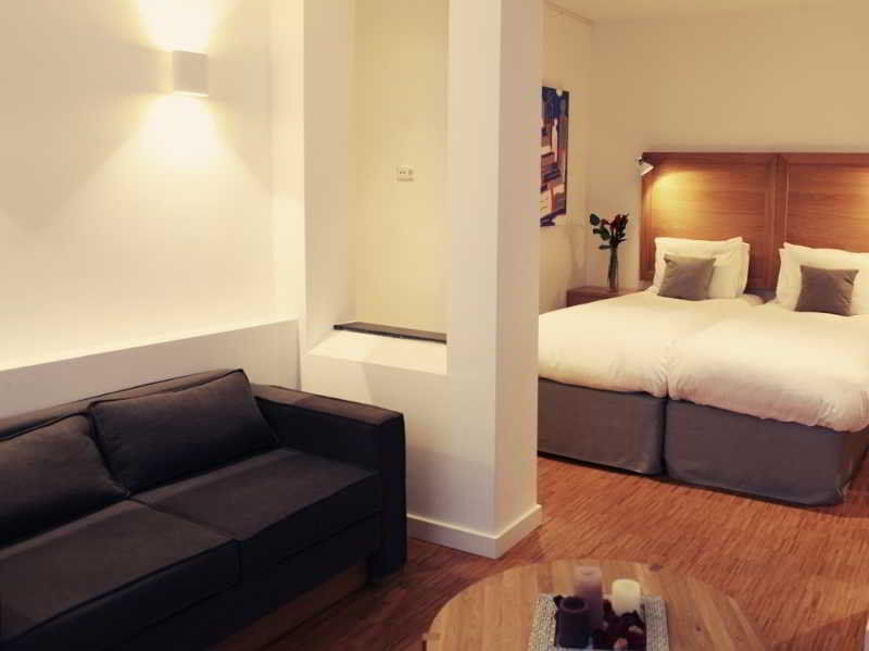 Hotel The Bank 3*