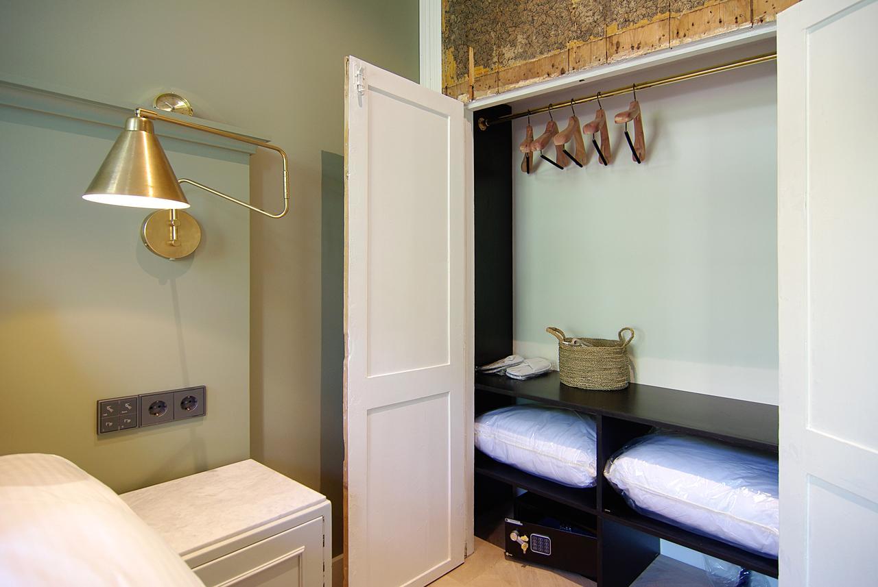 Authentic - De Vergulden Eenhoorn Hotel Amsterdam