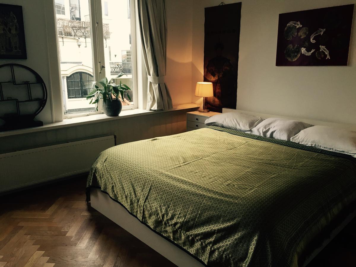 2 Houseboat Prinsengracht Bed & Breakfast