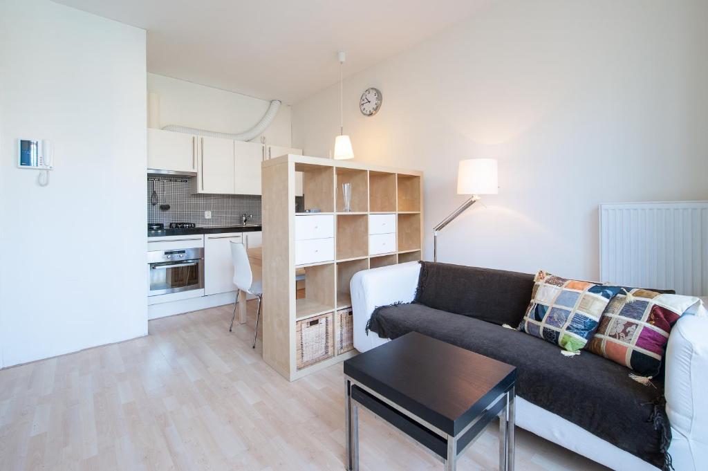 Short Group Congress Centre Serviced Apartment