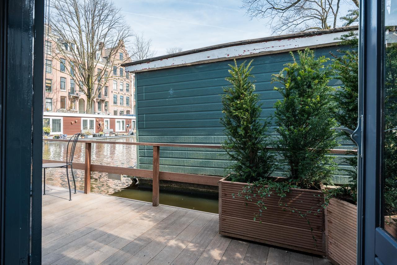 Houseboat Lady Jane Botel Amsterdam