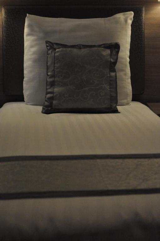 The Concert Hotel 3*
