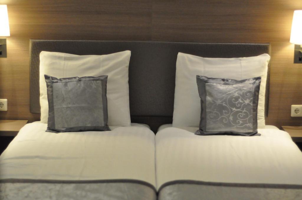 The Concert Hotel 3*