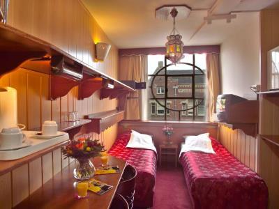 Hotel Nadia