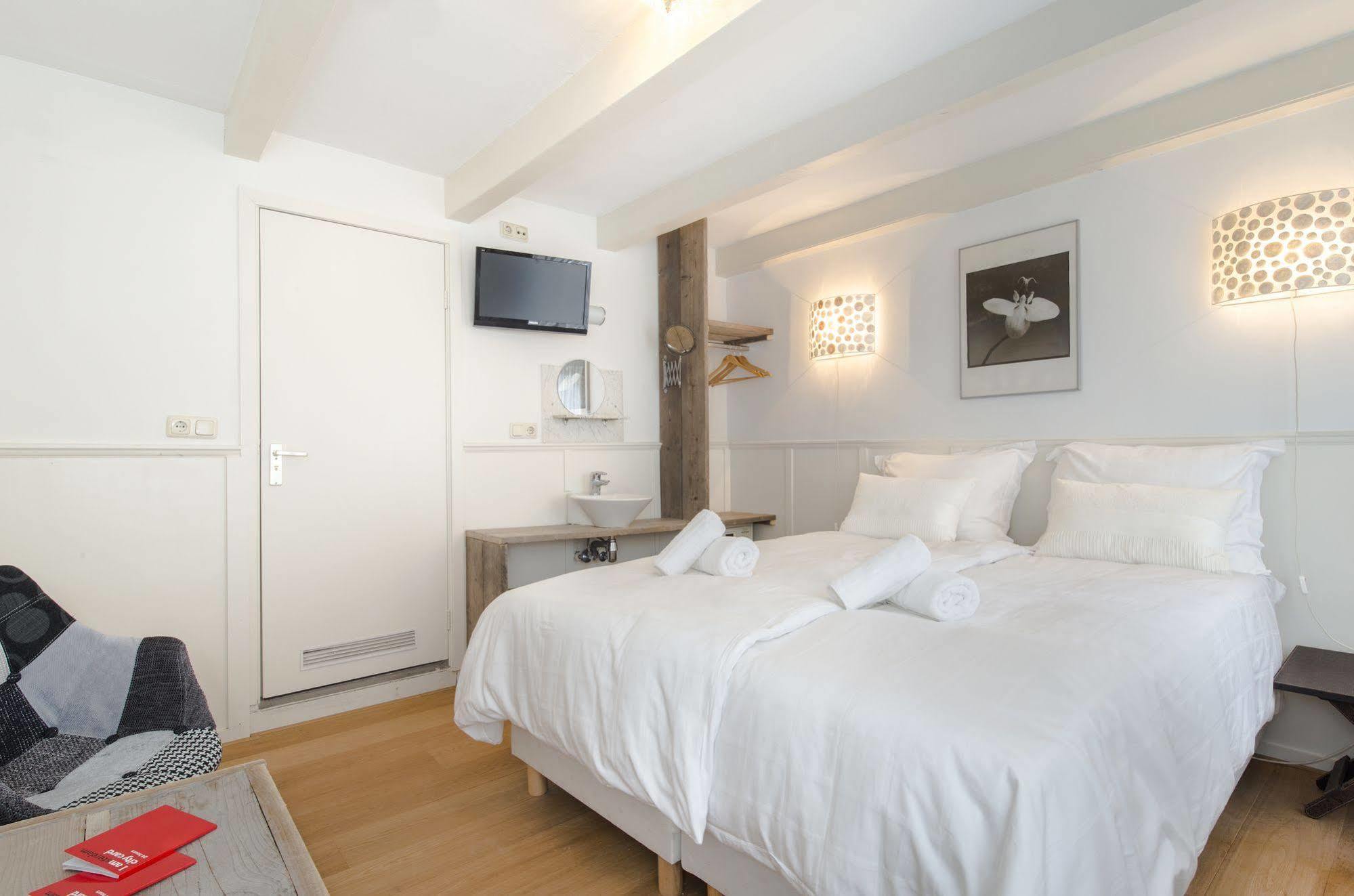 Calisto Hotel