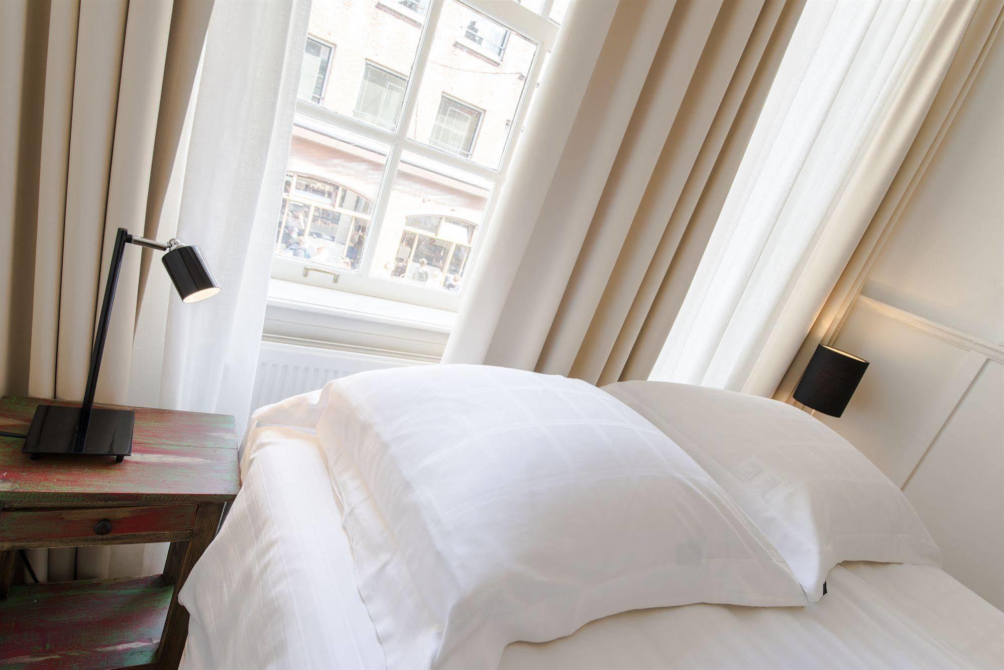 Calisto Hotel 2*