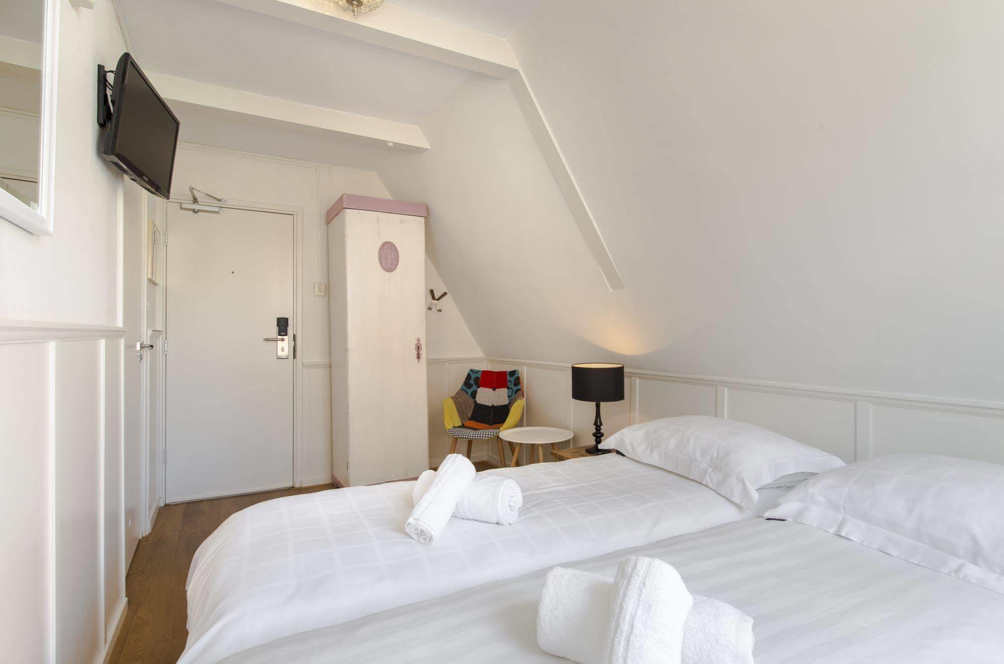 Calisto Hotel 2*