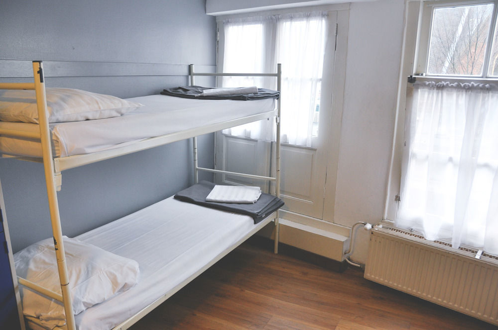 Travel 2* Amsterdam