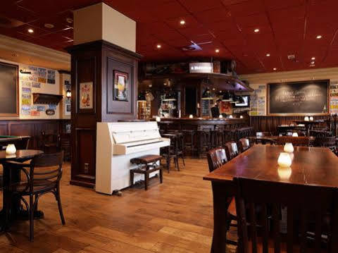 Hotel Nh Noord 4*