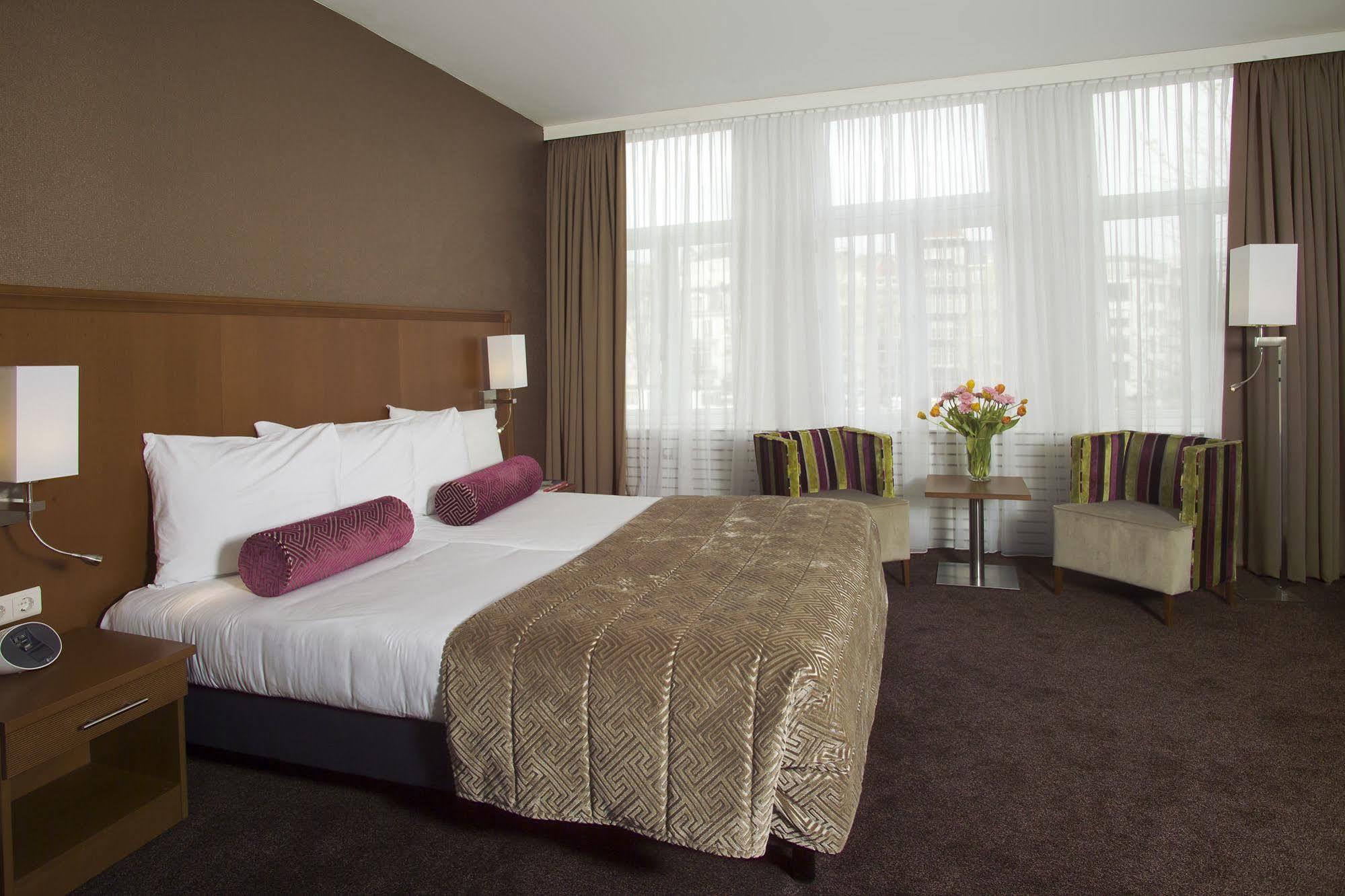 Amstelzicht Hotel 3*