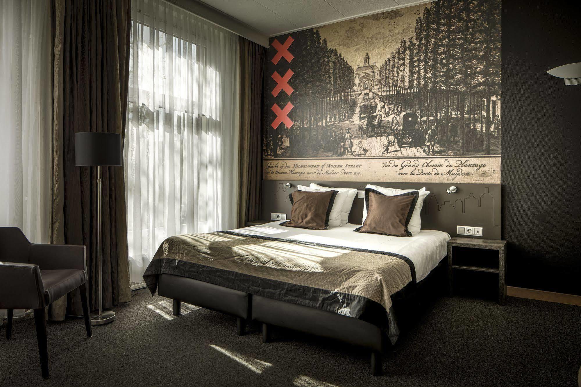 The Lancaster Amsterdam