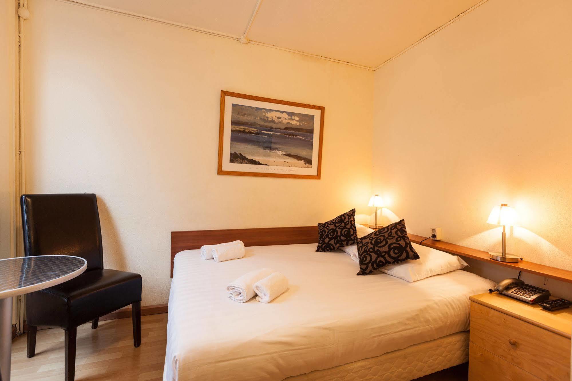 Hotel The Townhouse 2*