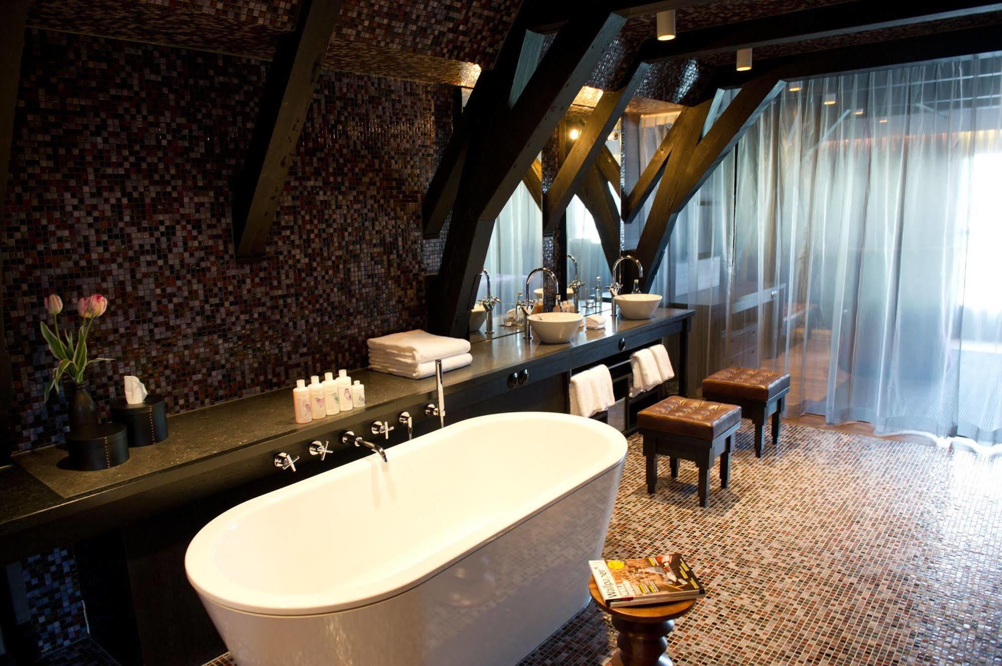 Canal House Hotel